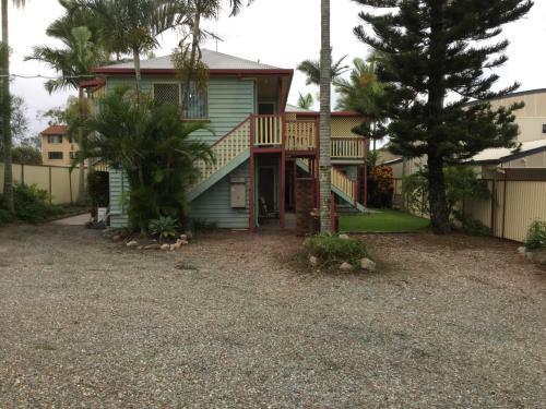 Redcliffe Holiday Let