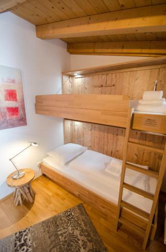 All Seasons Lodge By All In One Apartments