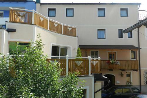 Bed & Breakfast Hotel Garni Erlbacher