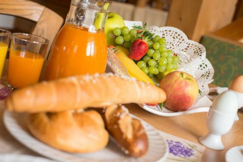 Hostal Alpenpension Lackenbauer