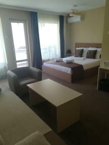 Hostal Downtown Plovdiv Family Hotel