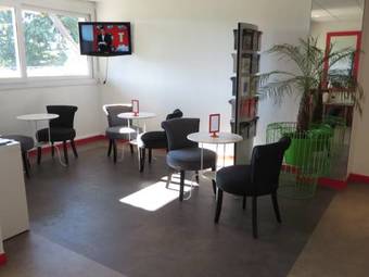 Best Hotel Rouen Est / Val De Reuil