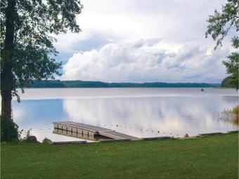 Eight-bedroom Holiday Home In Mirow