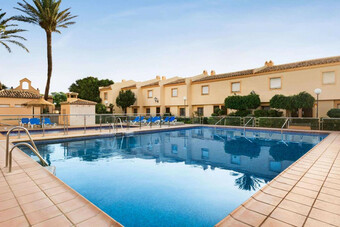 Apartamento Ramada Hotel & Suites By Wyndham Costa Del Sol