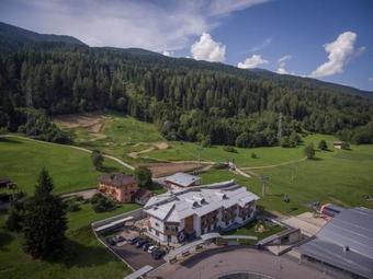 Monroc Hotel