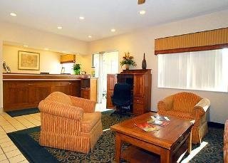 Hotel Comfort Inn East