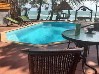 Hostal Phuphat Resort