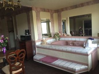 Hotel Americas Best Value Inn & Suites - Joshua Tree National Park