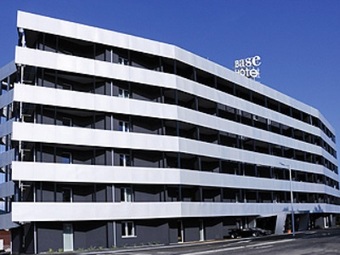 Hotel Base To Stay