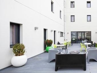 Hotel Ibis Styles Montbeliard Centre Velotte