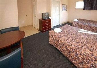 Hotel Suburban Extended Stay West Six Flags