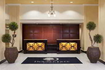 Hotel Doubletree Guest Suites Detroi