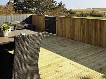 Three-bedroom Holiday Home In Bl�vand 54