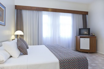 Hotel Savoy Othon Travel