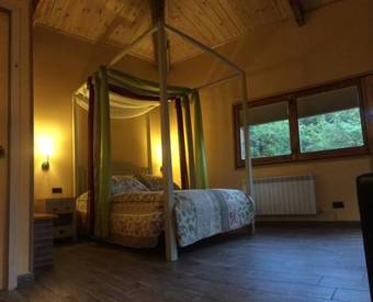 Els Apartaments Del Bosc
