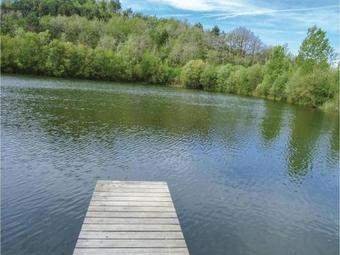 Four-bedroom Holiday Home In Malegoude