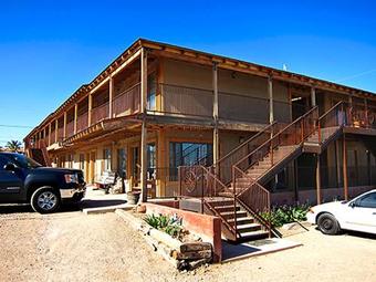 Motel Budget Host Inn Tombstone