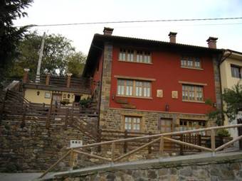 Agroturismo La Portiella