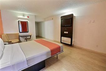 Hotel Motel 6 Dallas Addison