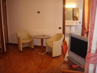 Hotel Albergo Corona