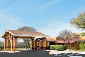 Hotel Quality Inn & Suites I35 Near At&t Center