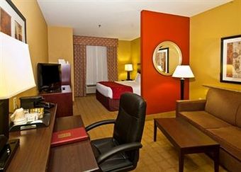 Hotel Comfort Suites