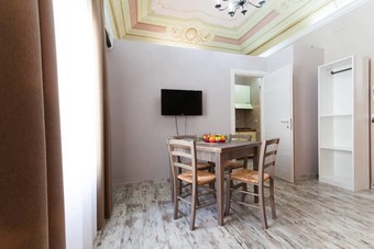 Bed & Breakfast Emporium