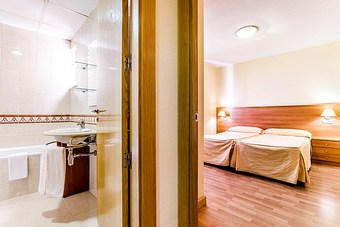 Hotel Apartamentos Jch Congreso