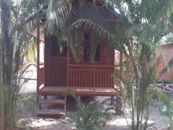 Hotel Sea Bird Beach Cafe & Cottages