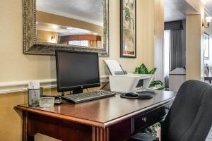 Hotel Comfort Inn & Suites