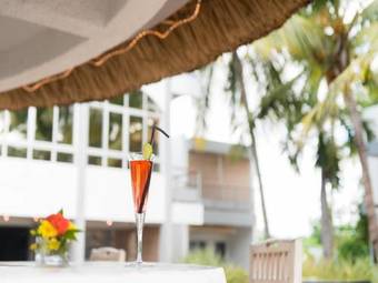 Hostal La Tonnelle Guest House