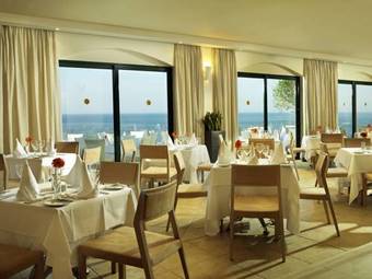 Hotel Apostolata Island Resort And Spa