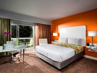 Sportsman's Lodge Hotel