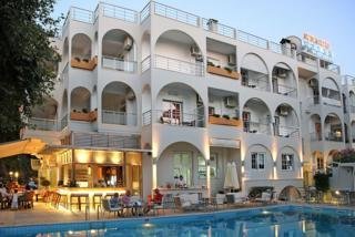 Kronos Hotel