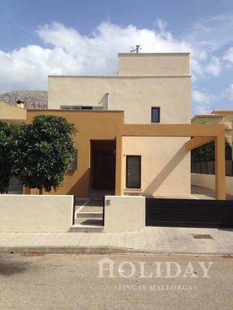 Villa Zafr� Montfarrutx