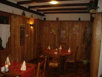 Hotel H�tel - Restaurant A La Demi-lune