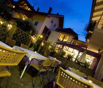 Hotel Lewald