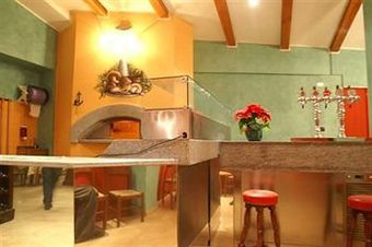 Hotel Lion