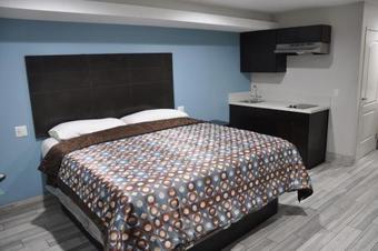 Clover Motel