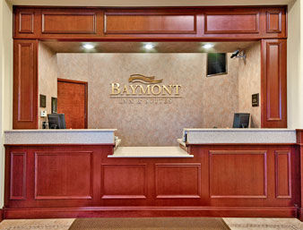Hotel Baymont Inn And Suites Plymout