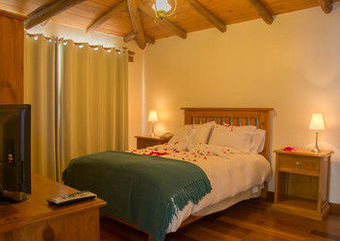 Ensenada Hotel Y Campo