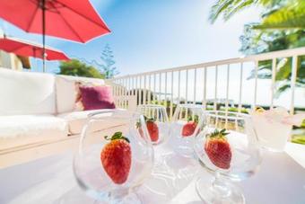 Alcanada Villa Sleeps 9 Wifi