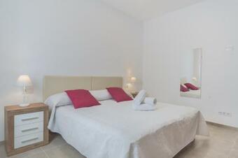 Villa Yupihome Holiday Home Cas Padrins De Ses Tanques