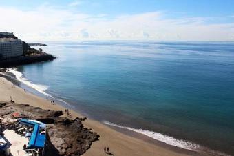 Ocean Beachfront Apartment In Patalavaca