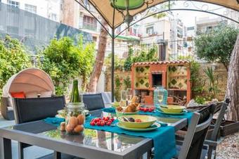 Pure Olive Garden Apartment Sitges