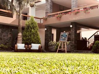 Hotel Campo Y Fogata