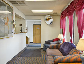 Hotel Super 8 Montgomery Maybrook Area