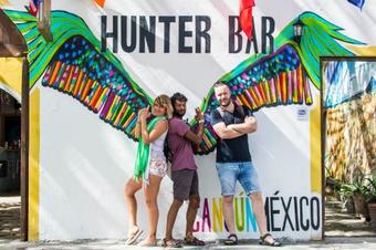 Fiesta Party Hostel - Cancun