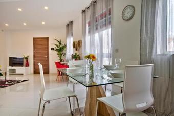 Stanislaus Apartment 3