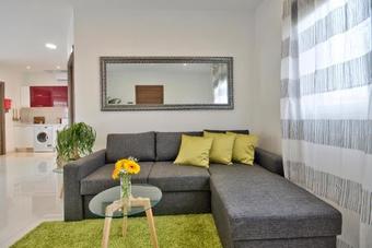 Stanislaus Apartment 4